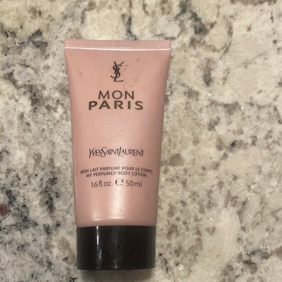 YvesSaintLaurent - Picture 1 of 1